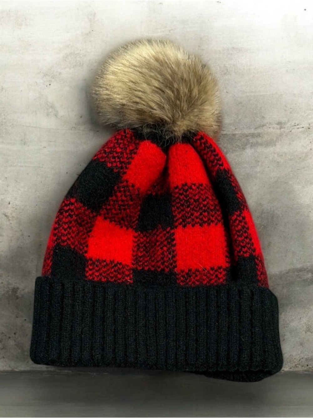 Buffalo Plaid Pom Beanie Red Black Check Winter Hat NEW